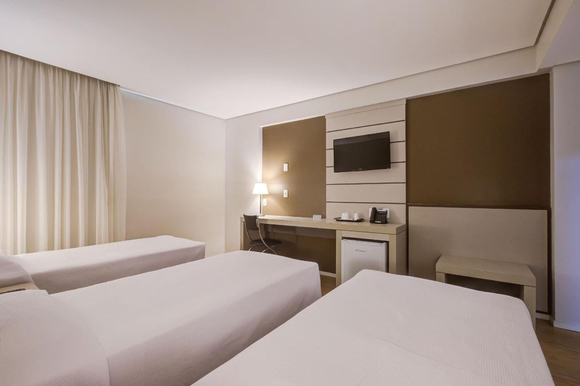 Viale Tower Hotel Фос-ду-Іґуасу Екстер'єр фото